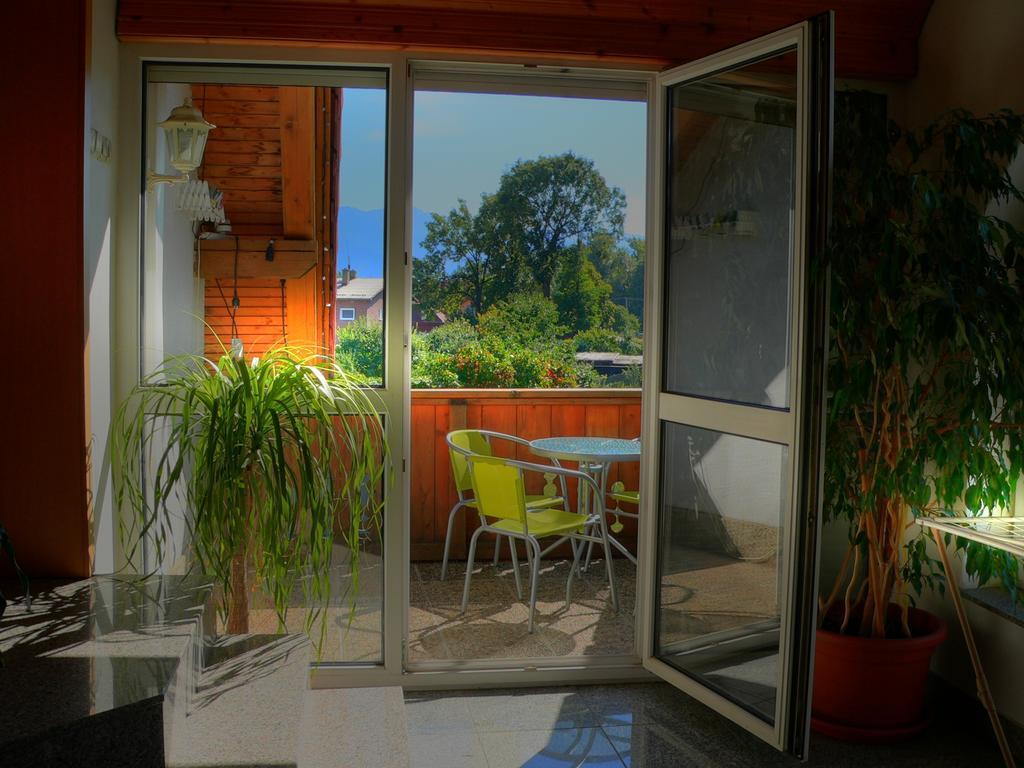 Privat Baja Hotel Lipótszentmiklós Szoba fotó