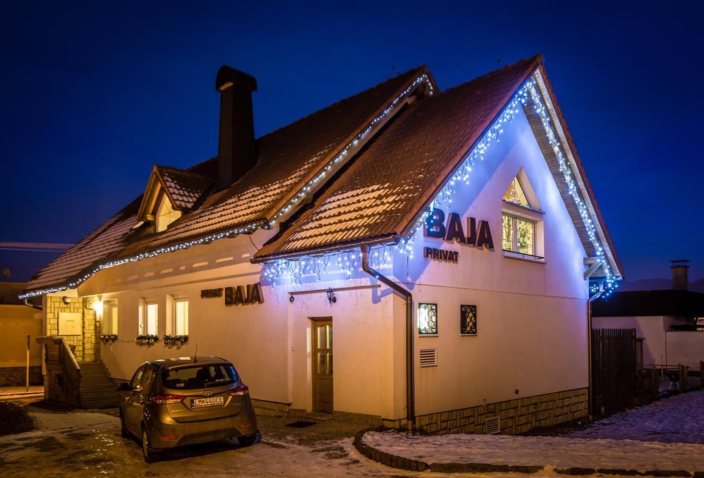 Privat Baja Hotel Lipótszentmiklós Kültér fotó
