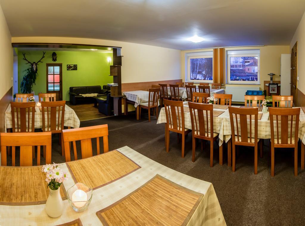 Privat Baja Hotel Lipótszentmiklós Kültér fotó