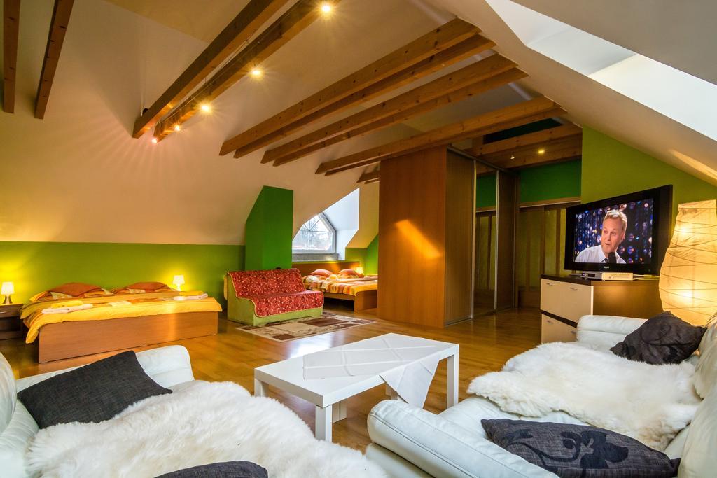 Privat Baja Hotel Lipótszentmiklós Szoba fotó